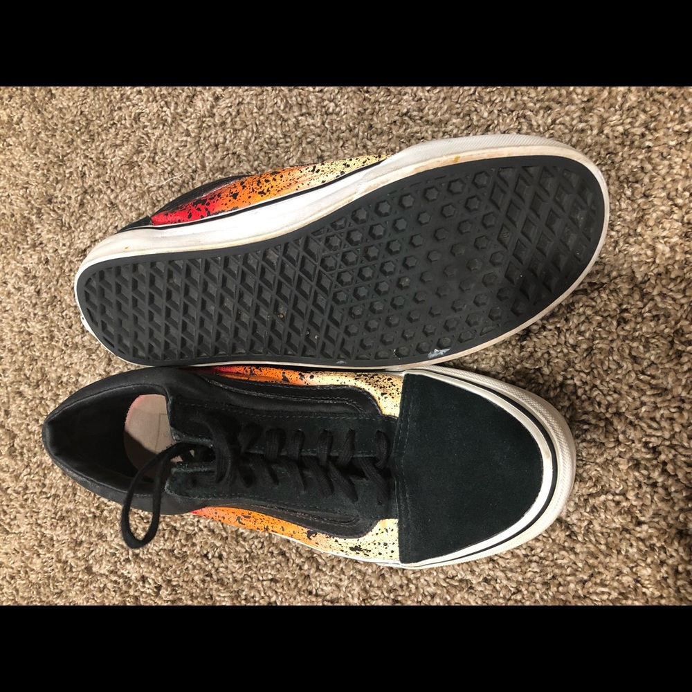 Vans Custom Painted Shoe Men 8 View 2